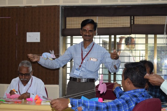 लो जी चलता फिरता जानवर तैयार है.